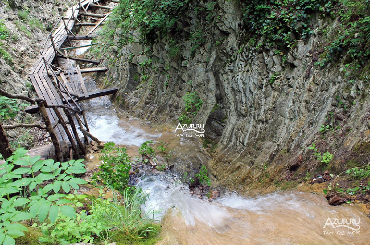 Поход к водопадам на границе Туапсинского района и Геленджика