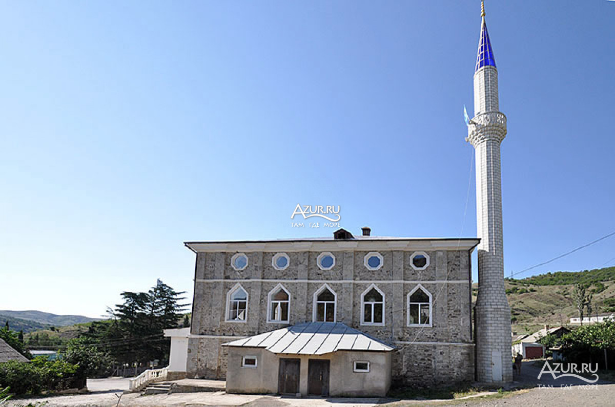Мечеть Ускут Джамиси в Приветном