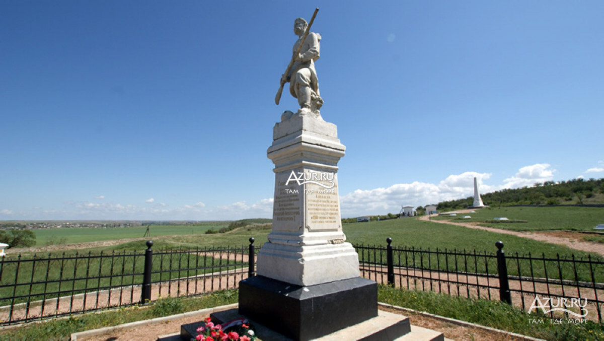 Памятник солдатам и офицерам Владимирского пехотного полка
