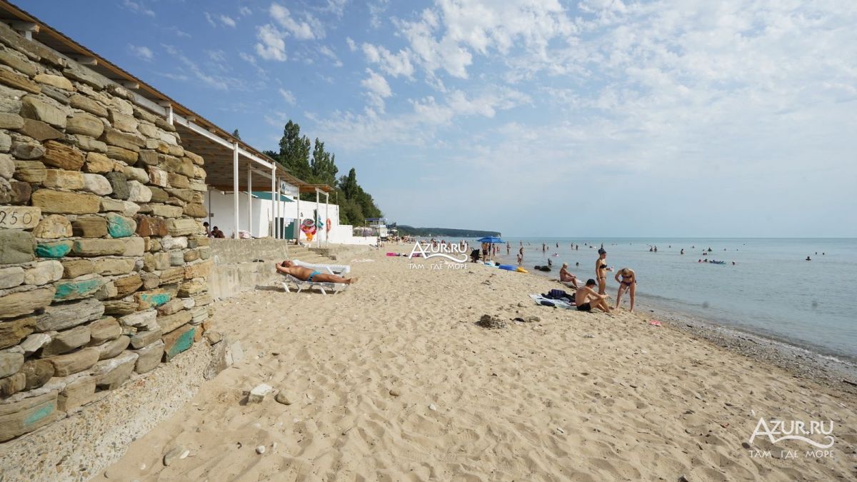 Пляж отеля Мироген