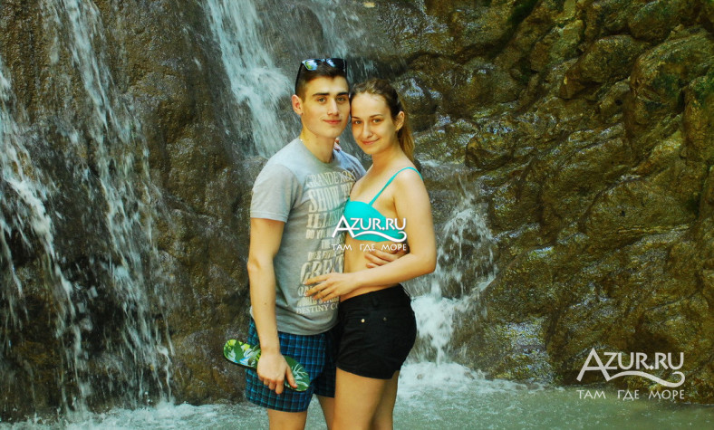Фотография Пара у водопада в Лермонтово,  4 августа 2017 года - #137327 