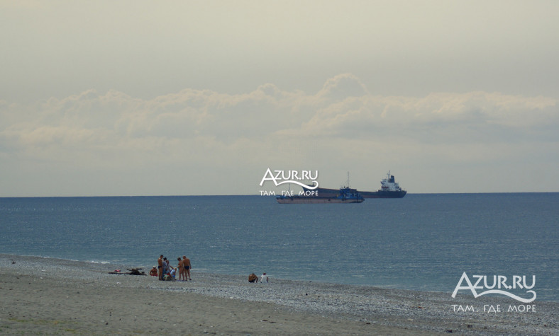 Фотография Люди на пляже в Алахадзы,  28 сентября 2011 года - #37936 