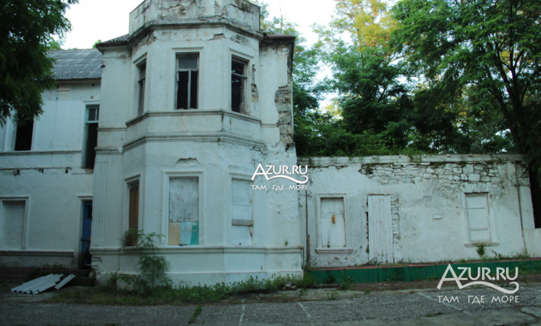 Фотография Судьба старого здания в Новомихайловском,  30 июня 2014 года - #75197 