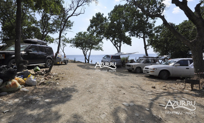 Фотография Лагерь туристов у пляжа в Большом Утрише,  5 августа 2014 года - #78998 