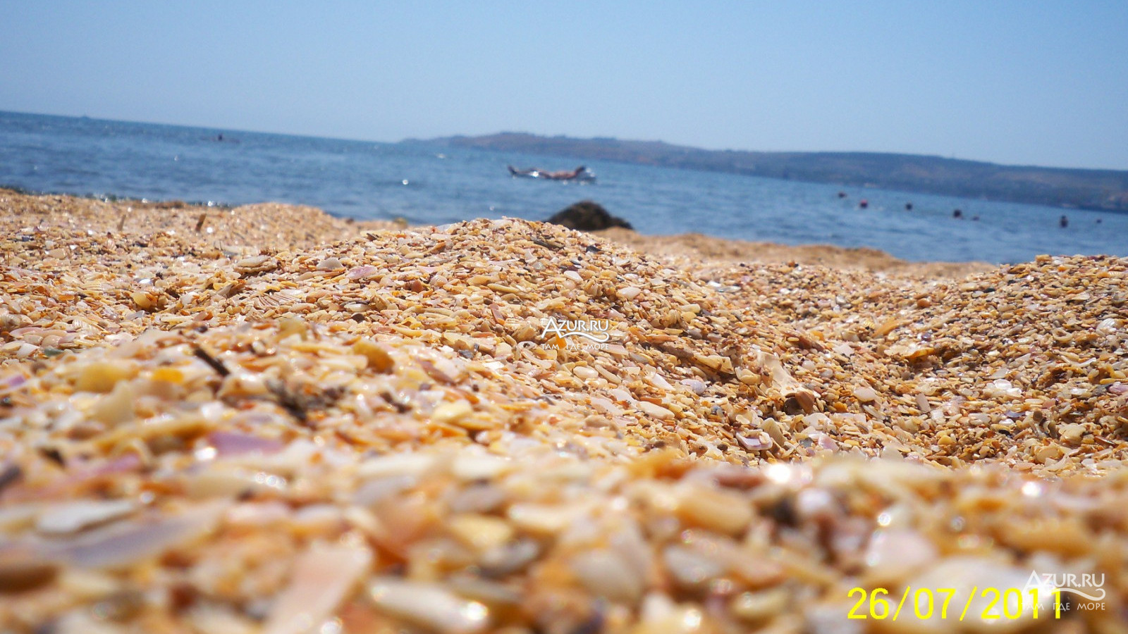 Феодосия ракушечный пляж