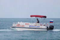Морские прогулки на катере Морские прогулки на катере