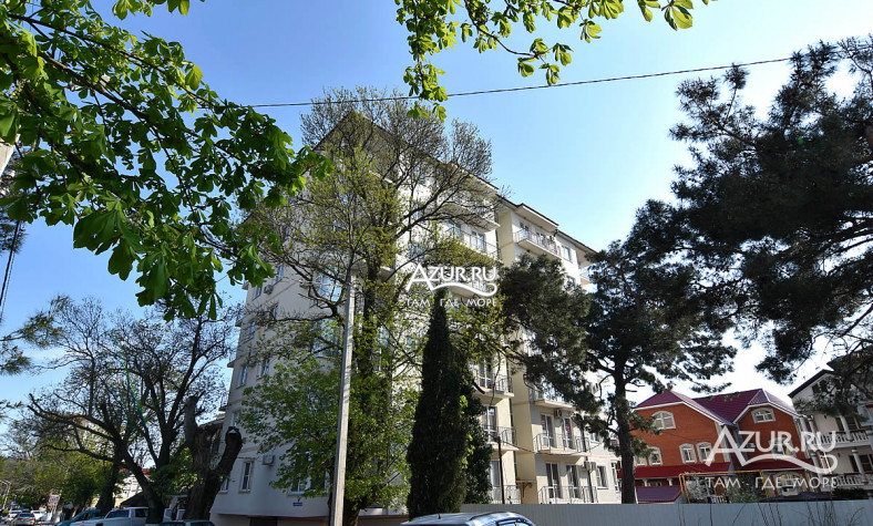 Геленджик, ул. Серафимовича, 19 Геленджик, ул. Серафимовича, 19