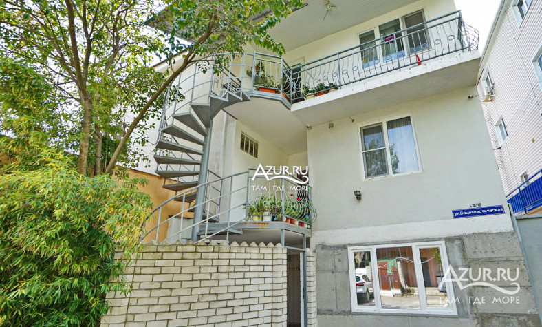 Частный дом