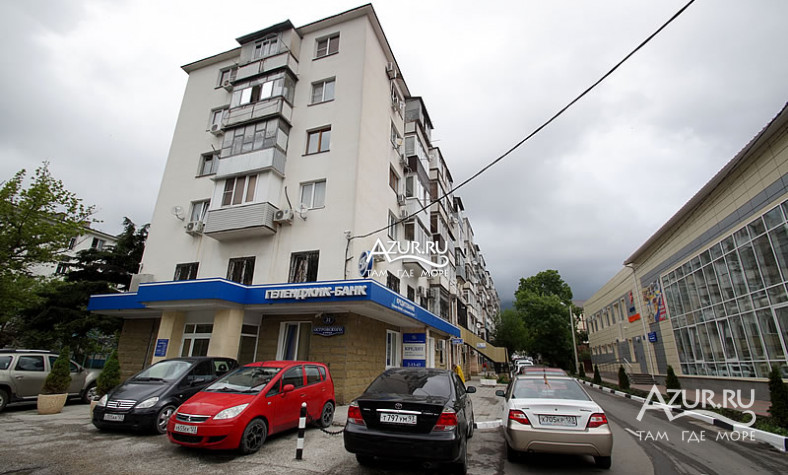 Геленджик, ул. Островского, 31 Геленджик, ул. Островского, 31