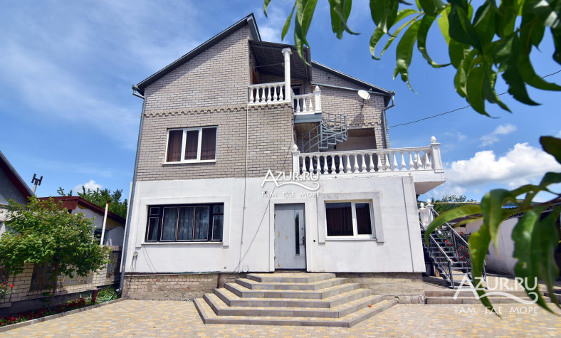 Кабардинка, ул. Партизанская, 4 Кабардинка, ул. Партизанская, 4