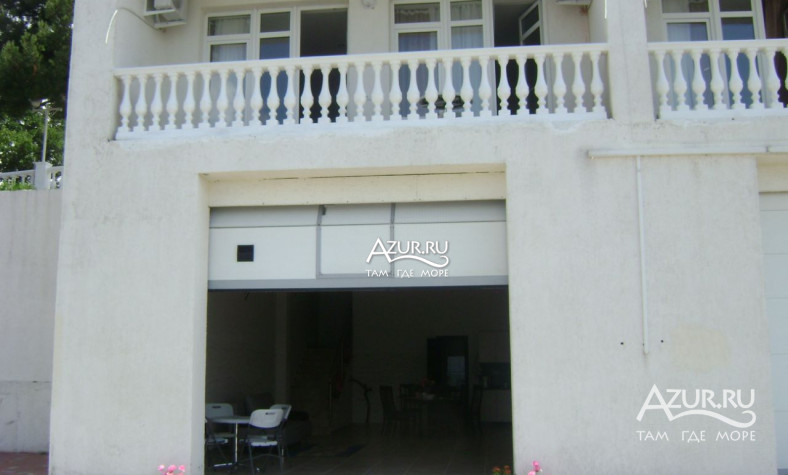 Эллинги на Лазурной