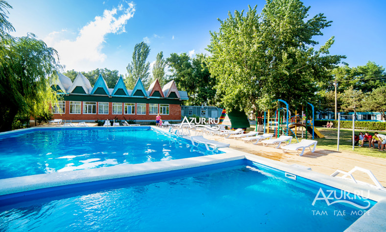 Курортный отель "Дельфин" Курортный отель "Дельфин"