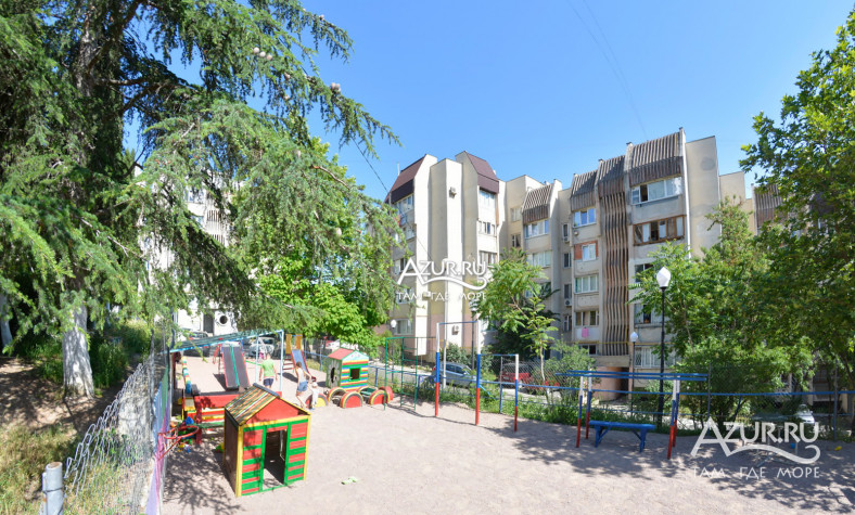 Алушта, ул.Октябрьская 40 Алушта, ул.Октябрьская 40