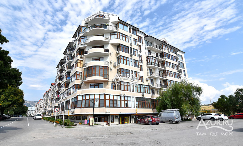 Геленджик, ул. Крымская, 21 Геленджик, ул. Крымская, 21